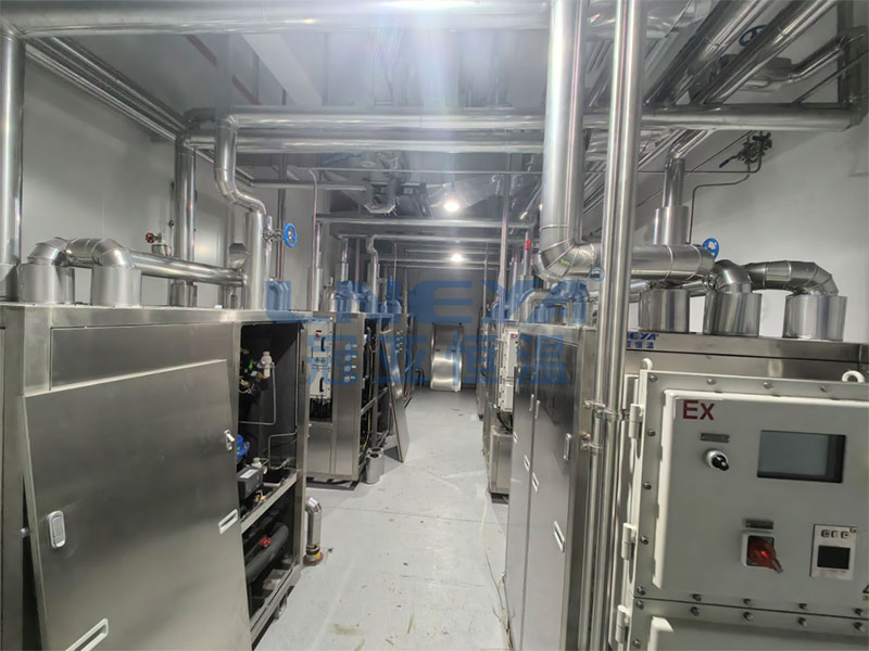 箱式冷水机组选型指南:如何为工业场景匹配可靠的制冷方案-冠亚恒温 箱式冷水机组选型指南:如何为工业场景匹配可靠的制冷方案-冠亚恒温